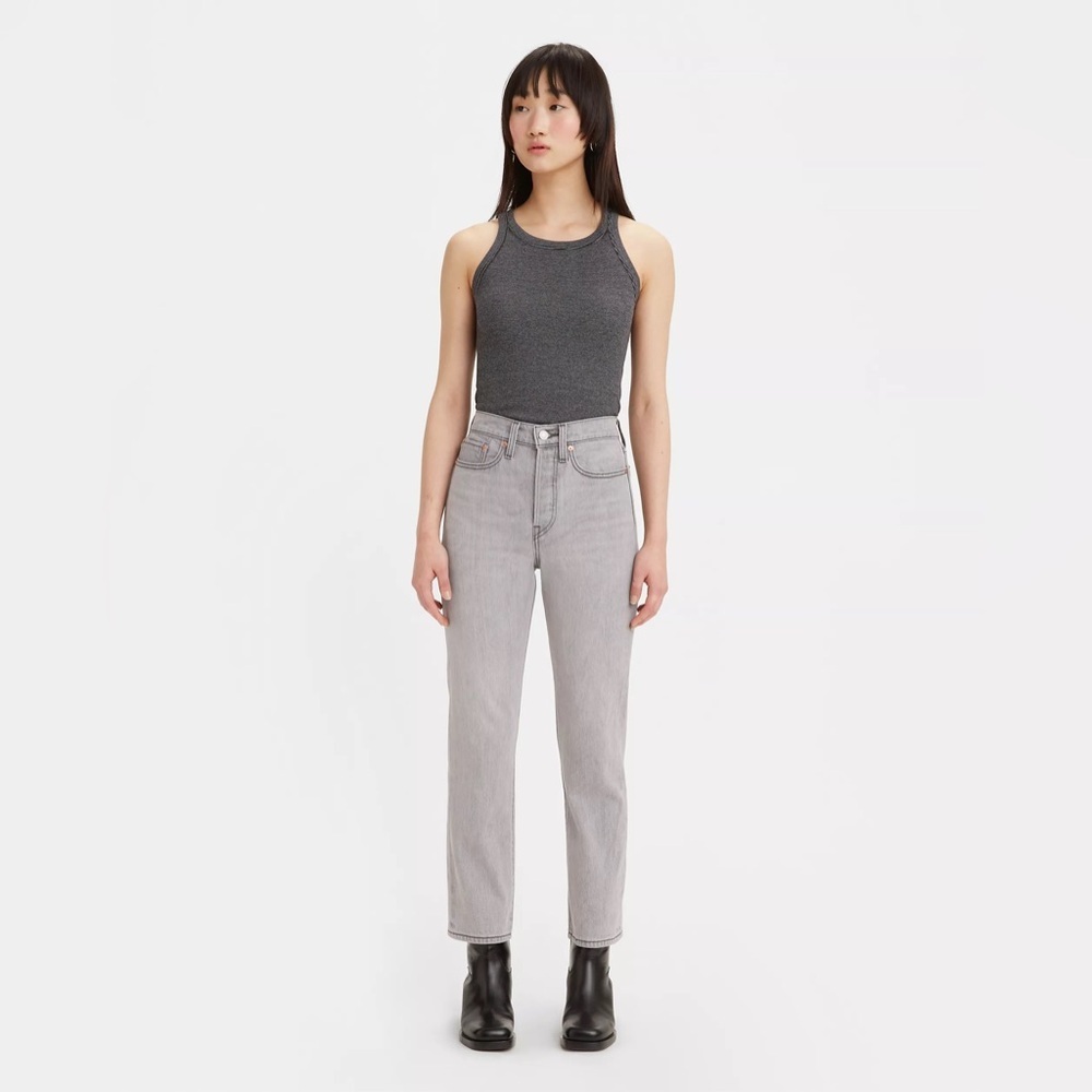 Levi's® Premium
WEDGIE STRAIGHT ANKLE WOMEN'S JEANS size 27